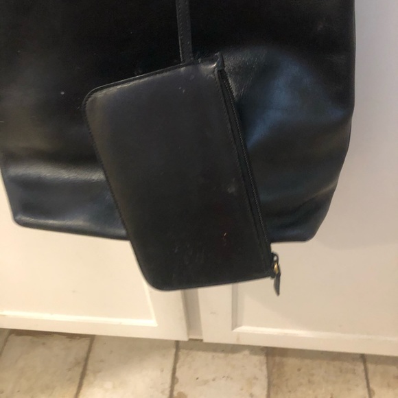 Gucci’s Bamboo Handel Bag - Picture 5 of 6